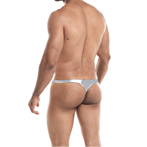 Thong  M